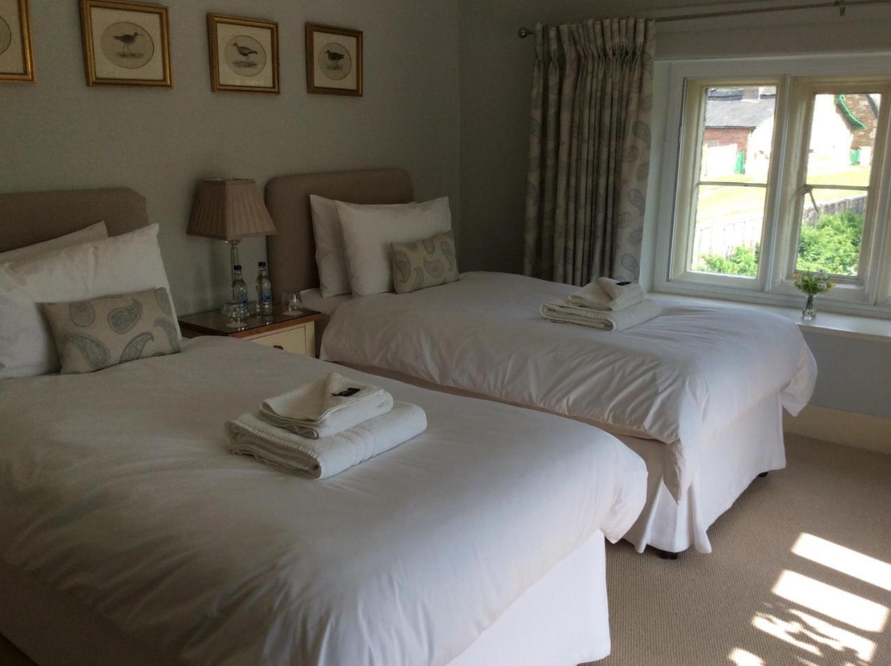 Castle Farm House B&B Corby Exteriör bild